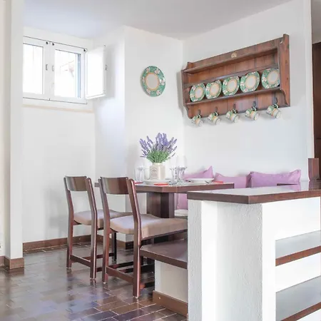 The Postcard By Design Варенна