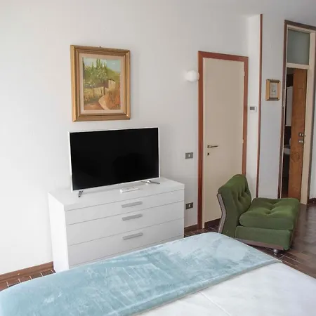 The Postcard By Design Apartment *