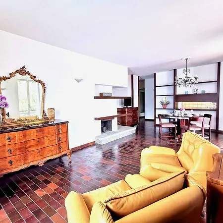 The Postcard By Design Apartment Varenna