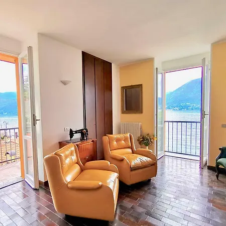 The Postcard By Design * Varenna