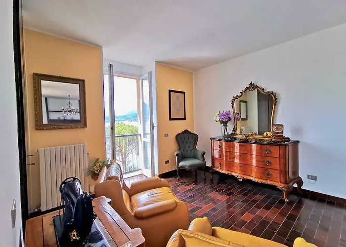 The Postcard By Design 바레나