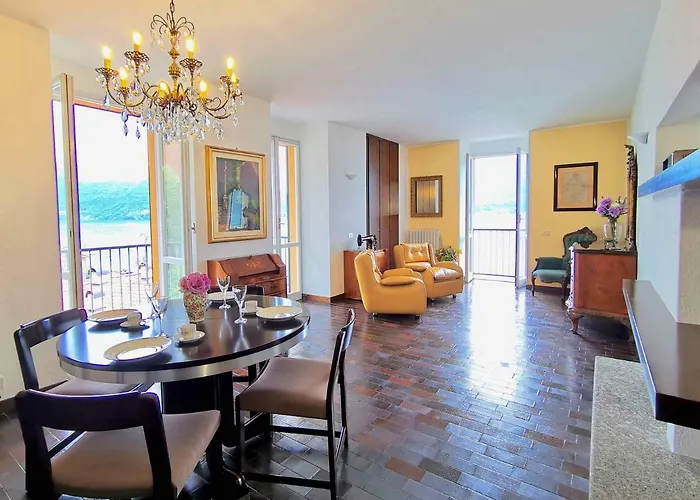 The Postcard By Design 아파트 바레나