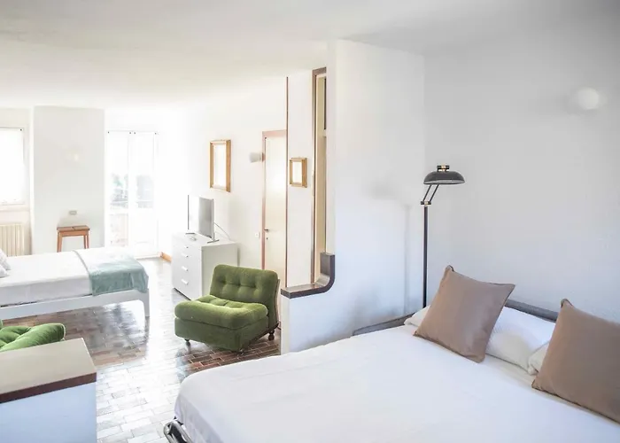 The Postcard By Design Apartmán *