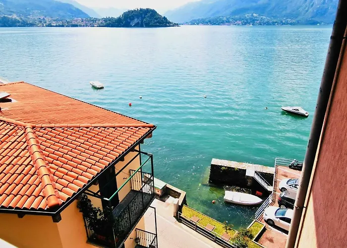 The Postcard By Design Apartament Varenna